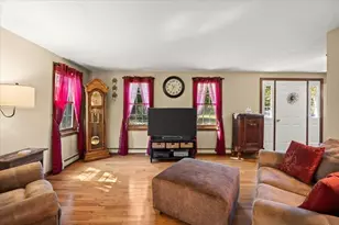 461 Hodges St, Taunton, MA 02780 - Photo 13