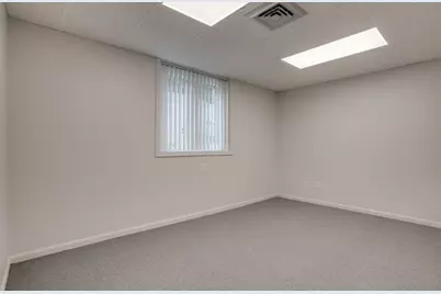 38 Market Street, Amesbury, MA 01913 - Photo 21