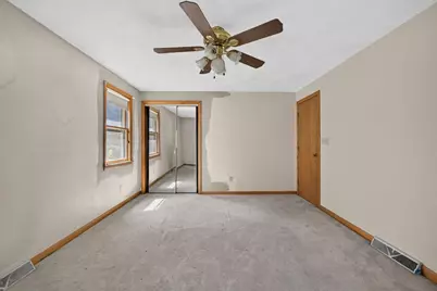 39 Mountain Ave, Saugus, MA 01906 - Photo 15