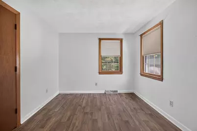39 Mountain Ave, Saugus, MA 01906 - Photo 13