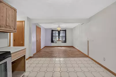 39 Mountain Ave, Saugus, MA 01906 - Photo 9