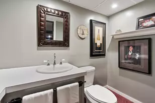 905 West St, Leominster, MA 01453 - Photo 37