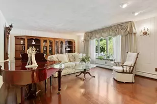 905 West St, Leominster, MA 01453 - Photo 9