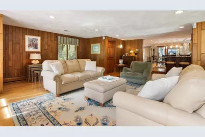 905 West St, Leominster, MA 01453 - Photo 11