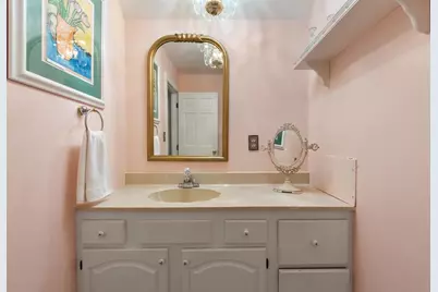 905 West St, Leominster, MA 01453 - Photo 31