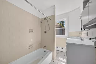 370 Maple St, New Bedford, MA 02740 - Photo 15