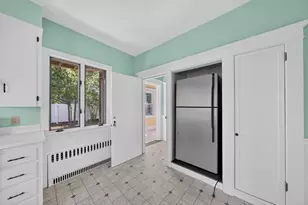 370 Maple St, New Bedford, MA 02740 - Photo 13