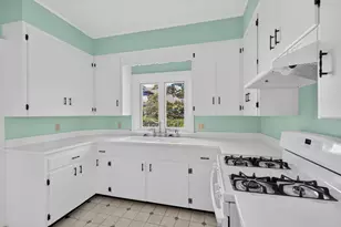 370 Maple St, New Bedford, MA 02740 - Photo 11