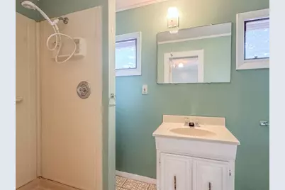 54 Fairview Street E, Greenfield, MA 01301 - Photo 19