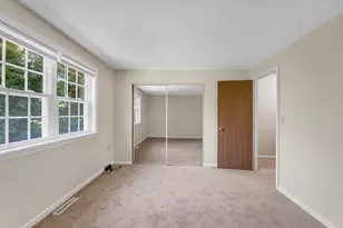 11 Kennedy Dr, Chelmsford, MA 01863 - Photo 17