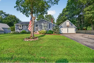 11 Haverhill Rd, Topsfield, MA 01983 - Photo 1