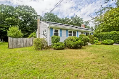 293 N Loomis St, Southwick, MA 01077 - Photo 3