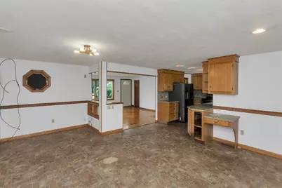 293 N Loomis St, Southwick, MA 01077 - Photo 19