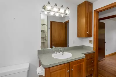 293 N Loomis St, Southwick, MA 01077 - Photo 21