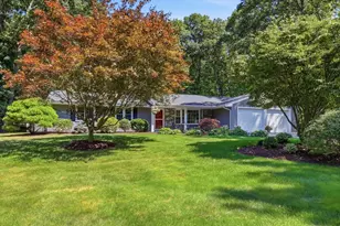 17 Hickory Ln, Framingham, MA 01701 - Photo 1