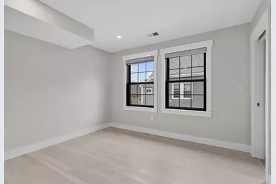 11 Lowell St, Arlington, MA 02476 - Photo 17