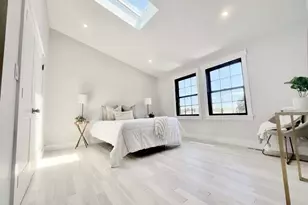 11 Lowell St, Arlington, MA 02476 - Photo 9