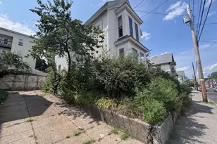 41 Mt Vernon St, Lowell, MA 01854 - Photo 1