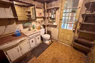 41 Mt Vernon St, Lowell, MA 01854 - Photo 15