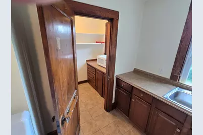 58 Caughey St #2, Waltham, MA 02451 - Photo 3
