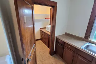 58 Caughey St, Waltham, MA 02451 - Photo 3