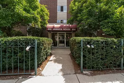 804 Centre Street #8, Boston, MA 02130 - Photo 17