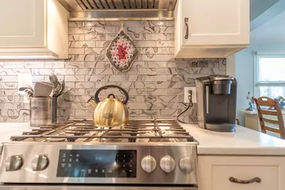 10 Pinehurst Dr, Bourne, MA 02532 - Photo 9