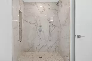 13 Warwick St, Somerville, MA 02145 - Photo 9