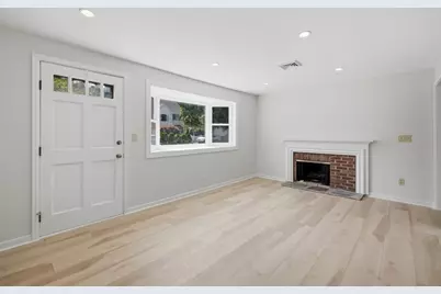 154 Maple Street, Lexington, MA 02420 - Photo 3