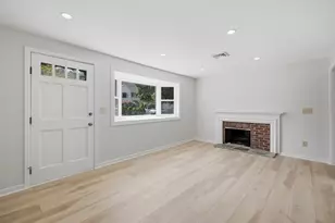 154 Maple St, Lexington, MA 02420 - Photo 3