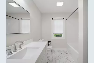 24 Medford St, Springfield, MA 01107 - Photo 19