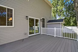 24 Medford St, Springfield, MA 01107 - Photo 31