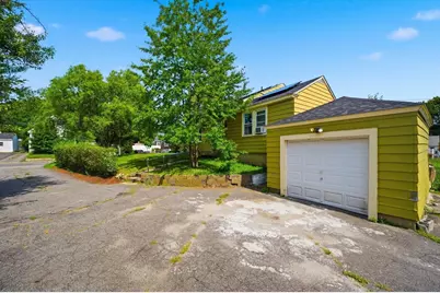 59 Lancaster St, Leominster, MA 01453 - Photo 37