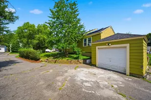 59 Lancaster St, Leominster, MA 01453 - Photo 37