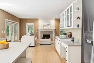 14 Whittier Dr, Bedford, NH 03304 - Photo 19