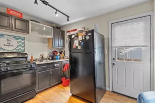 122 Winthrop St, Taunton, MA 02780 - Photo 25