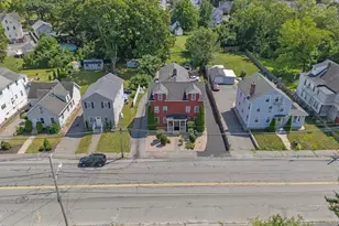 122 Winthrop St, Taunton, MA 02780 - Photo 9