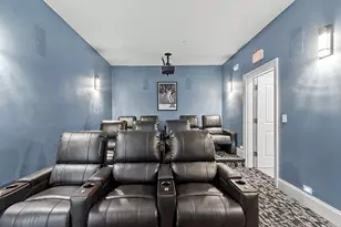 320 Middlesex Ave, Medford, MA 02155 - Photo 17