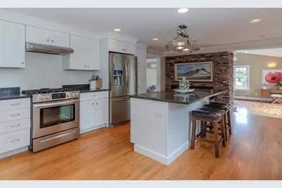 19 Register Rd, Marion, MA 02738 - Photo 7