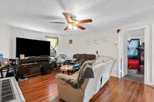 231 County St, Fall River, MA 02723 - Photo 27