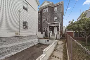 231 County St, Fall River, MA 02723 - Photo 3