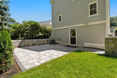 613 Grove St #613, Newton, MA 02462 - Photo 13