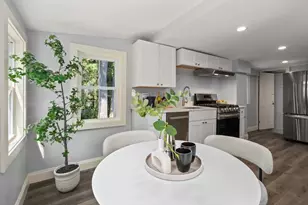 613 Grove St, Newton, MA 02462 - Photo 5