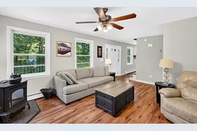170 Queen Lake Rd, Phillipston, MA 01331 - Photo 9