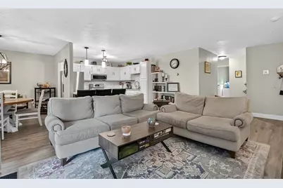 210 Fellsview Terrace #212, Stoneham, MA 02180 - Photo 7