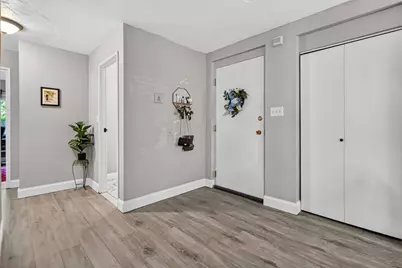 210 Fellsview Terrace #212, Stoneham, MA 02180 - Photo 9