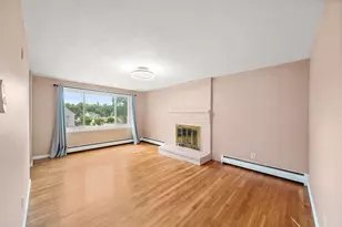33 Cross St, Brockton, MA 02301 - Photo 7