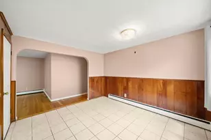 33 Cross St, Brockton, MA 02301 - Photo 3