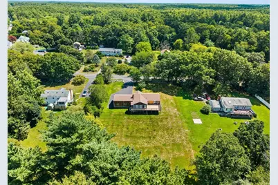 360 W Washington St, Hanson, MA 02341 - Photo 7