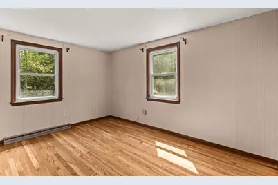 360 W Washington St, Hanson, MA 02341 - Photo 25